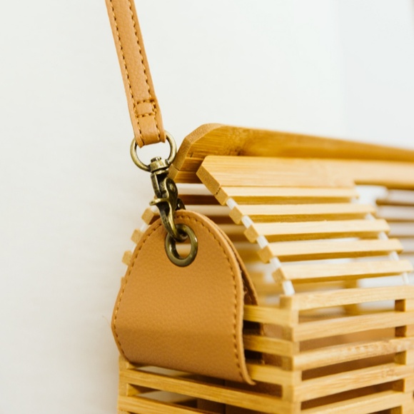 Gilly Rectangular Bamboo Purse Crossbody - Picture 7 of 7